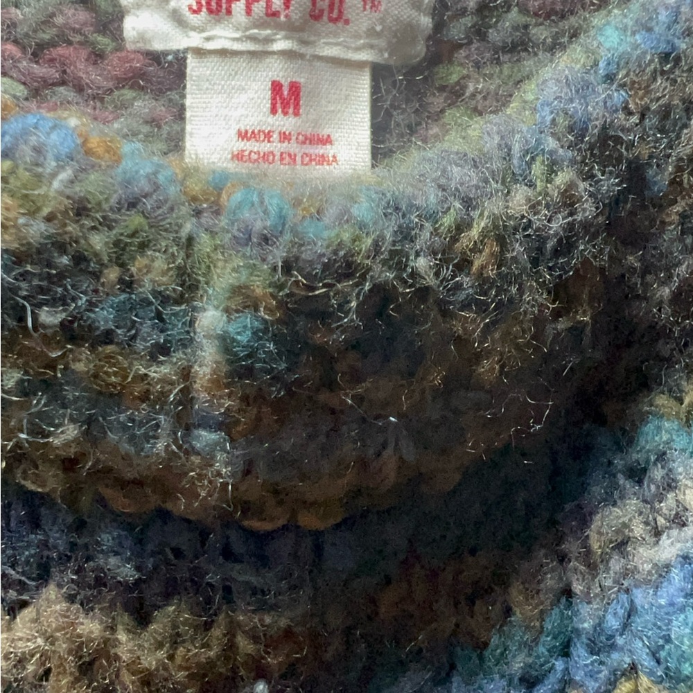 Sweater - Picture 5 of 5